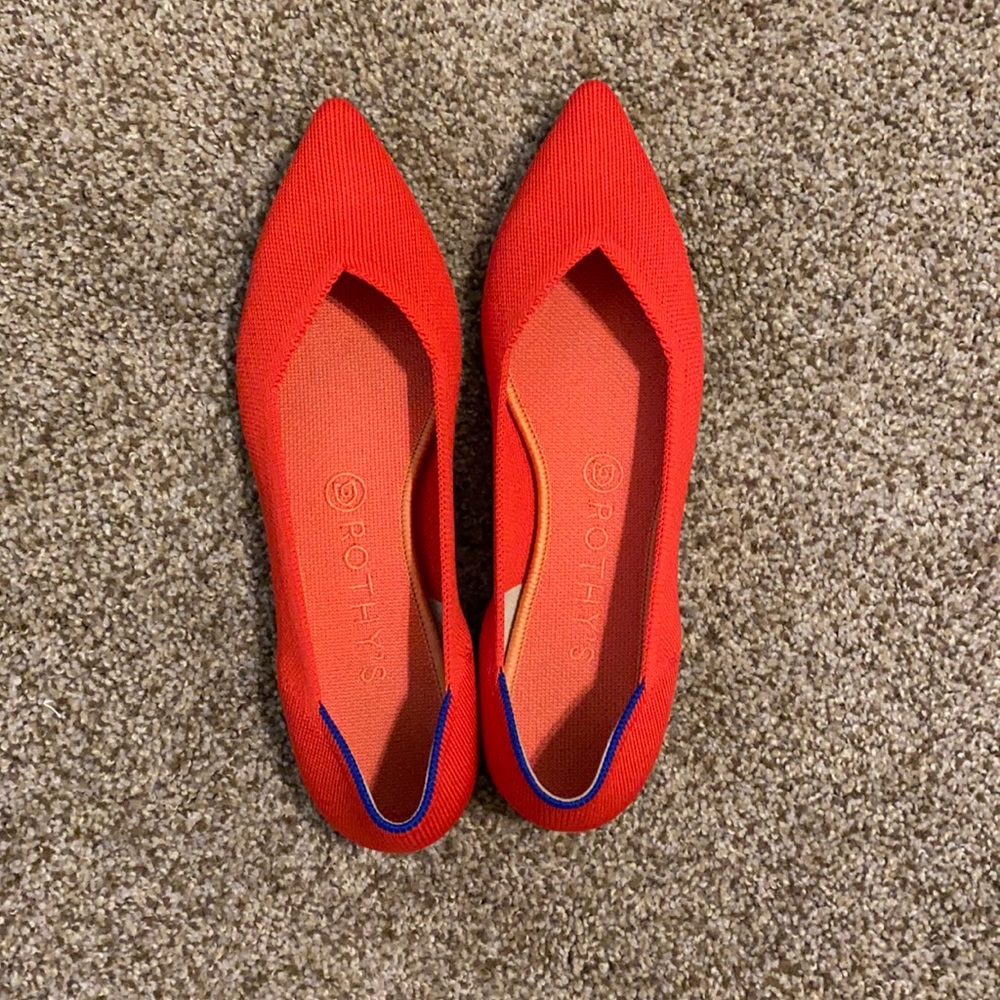 Rothy’s The Point Flat in Flame size 9.5